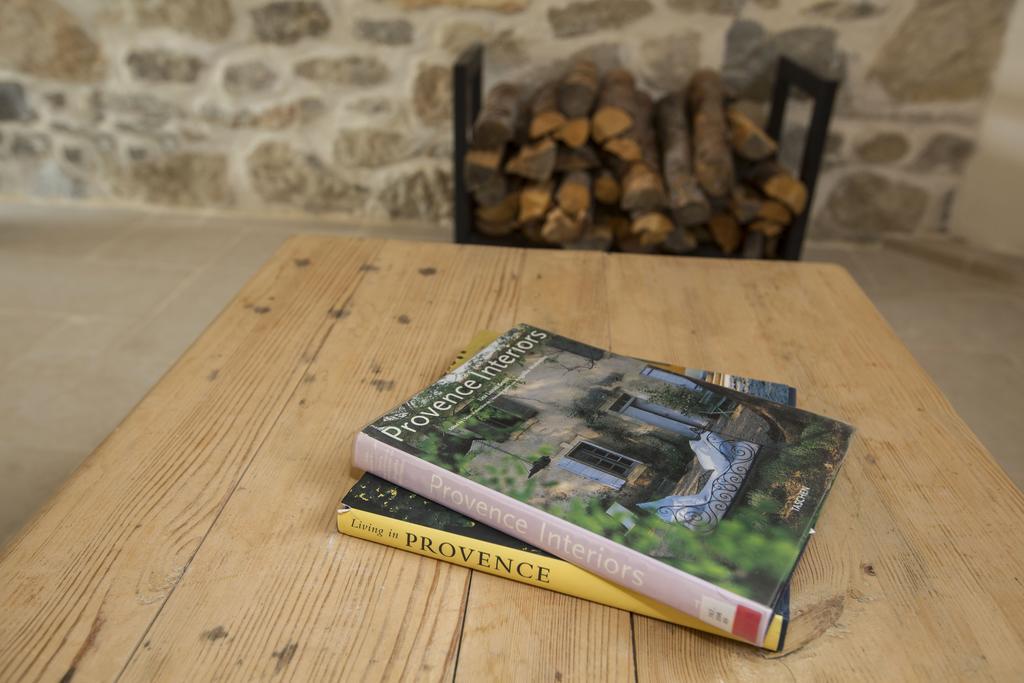 Mas Des Avelines Villa Le Brulat Екстериор снимка