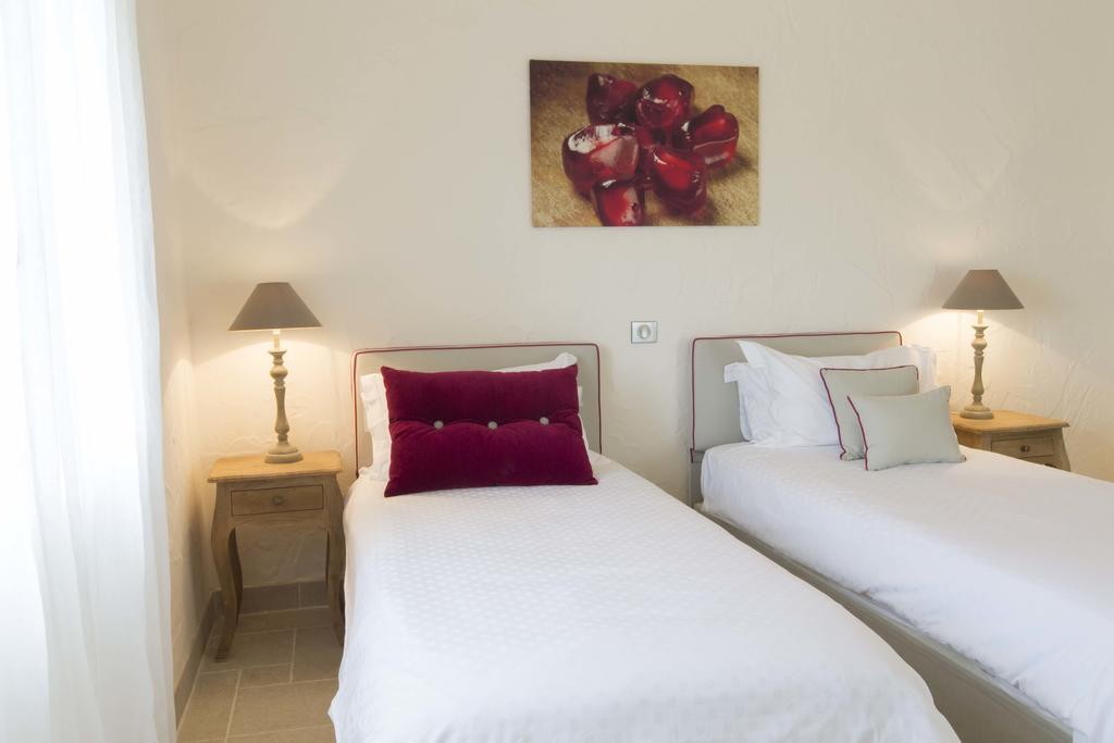 Mas Des Avelines Villa Le Brulat Екстериор снимка